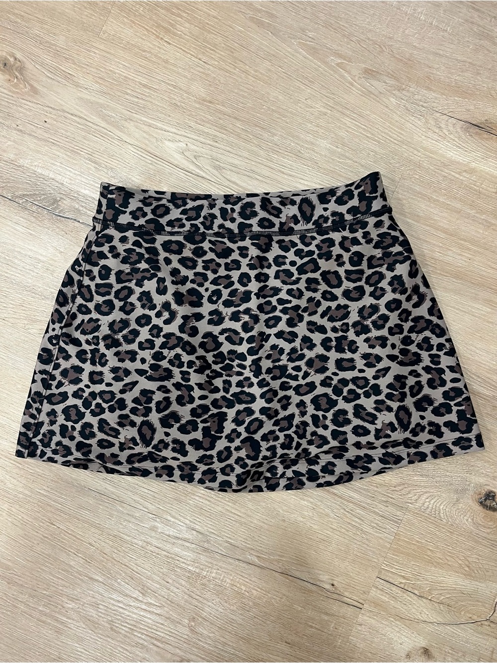 NWOT YPB SculptLUX leopard print athletic skort